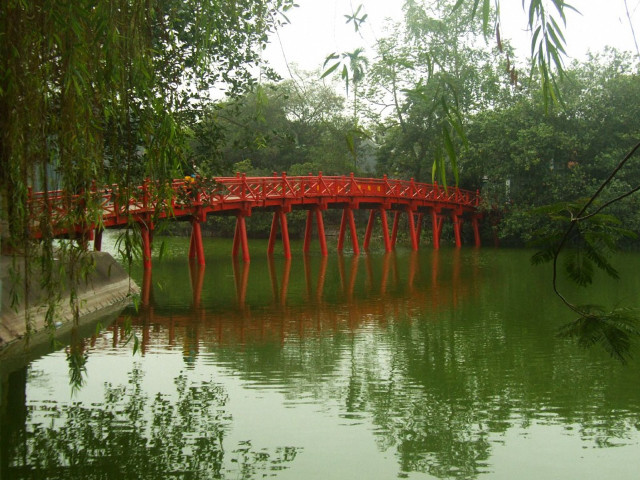 Red bridge water trees bench free wallpaper - medium preview image