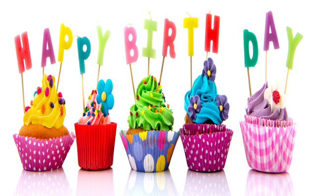 Cupcakes with candles happy birthday #2 free wallpaper - medium preview image