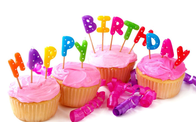 Cupcakes with candles happy birthday free wallpaper - medium preview image