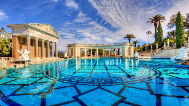 Large pool fountain statue sky free wallpaper - medium preview image