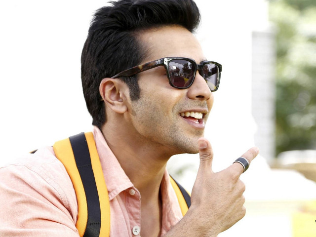Man sunglasses finger mouth pointing free wallpaper - medium preview image