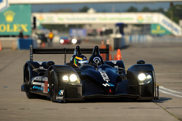 Racing car track headlights background free wallpaper - medium preview image