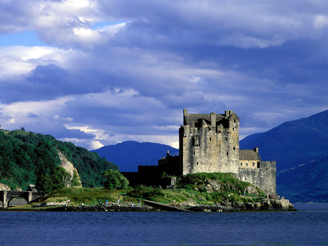Castle island lake mountains cloudy free wallpaper - medium preview image