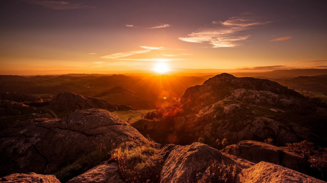 Sunset rocky mountain range bright free wallpaper - medium preview image
