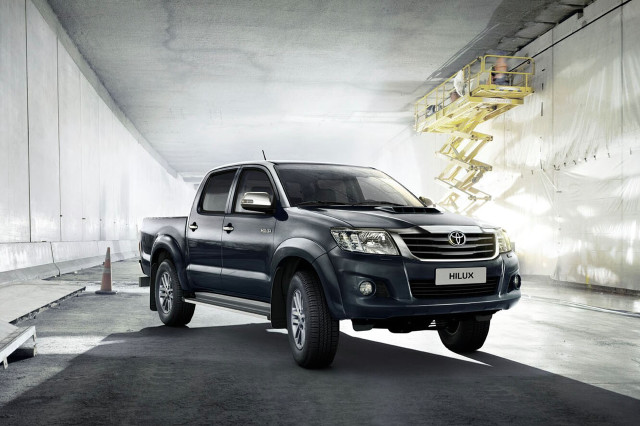 Black truck parking garage wall free wallpaper - medium preview image