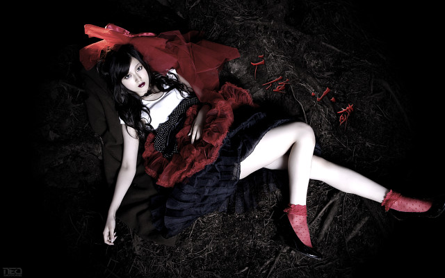 Woman red hat dress bow free wallpaper - medium preview image