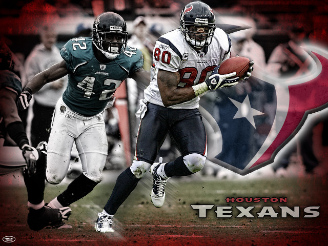 Football player running ball another #6 free wallpaper - medium preview image
