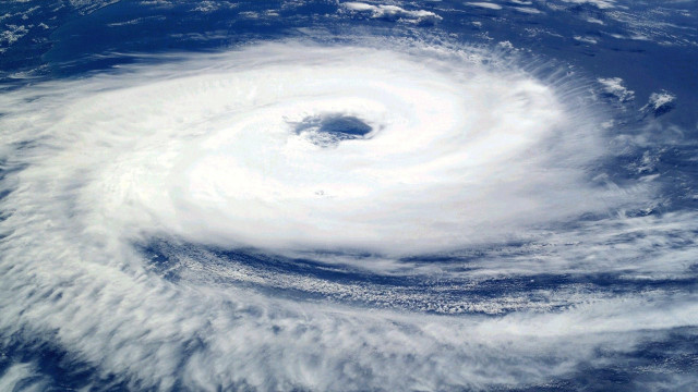 Hurricane satellite image ocean white free wallpaper - medium preview image