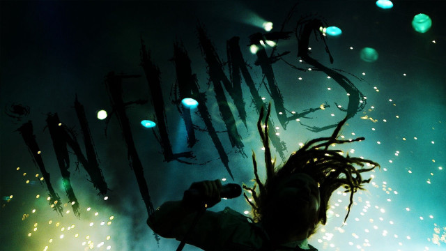 Dreadlocks stage lights microphone performance free wallpaper - medium preview image