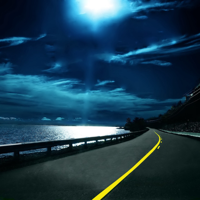 Road yellow line ocean sun free wallpaper - medium preview image