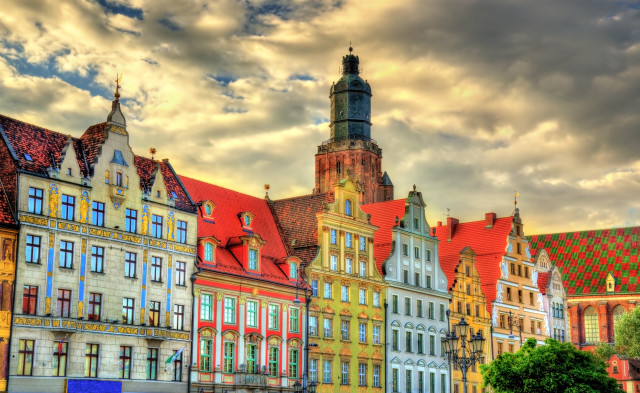 Buildings clock tower cloudy sky free wallpaper - medium preview image