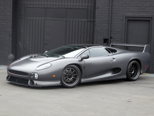 Silver sports car black door free wallpaper - medium preview image