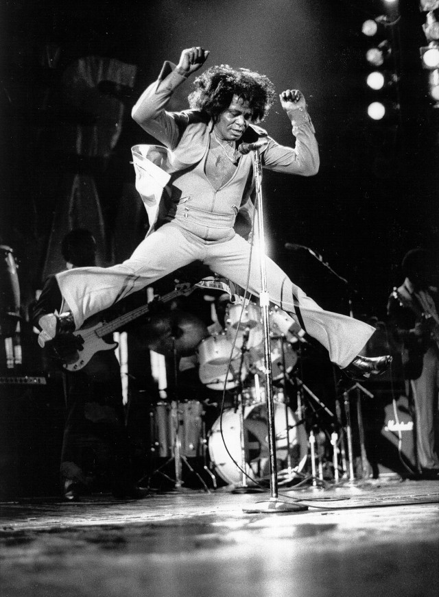 Man suit pants stage microphone free wallpaper - medium preview image