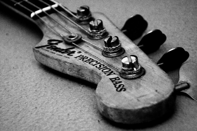 Guitar neck capo black white free wallpaper - medium preview image