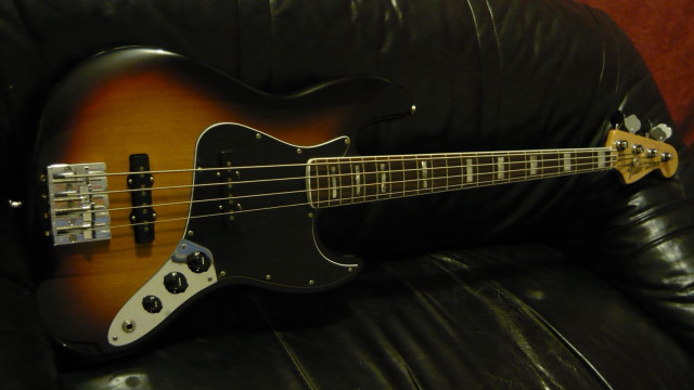 Guitar black leather couch red free wallpaper - medium preview image