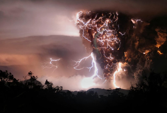 Lightning cloud sky trees hill free wallpaper - medium preview image