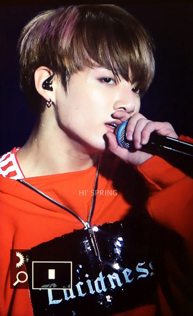 Young man microphone red shirt free wallpaper - medium preview image