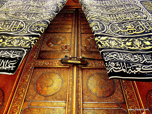 Metal door pattern cross closeup free wallpaper for desktop - medium preview image