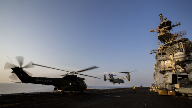 Helicopter flying next to helicopter free wallpaper - medium preview image