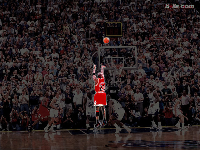 Basketball player air ball crowd #2 free wallpaper - medium preview image