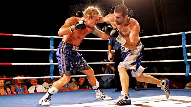 Boxing match men referee crowd free wallpaper - medium preview image