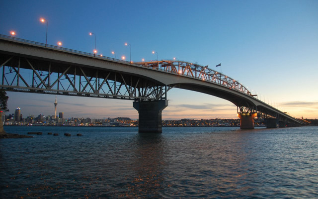 Bridge water city dusk dawn free wallpaper - medium preview image