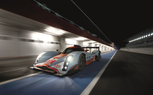 Race car night track motion free wallpaper - medium preview image