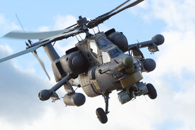 Military helicopter cloudy sky propellers #6 free wallpaper - medium preview image