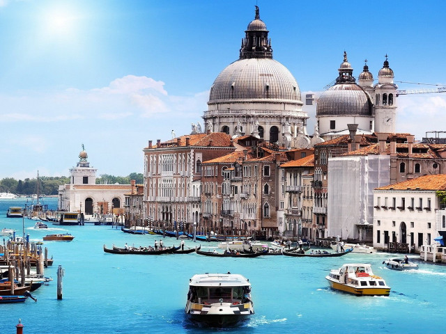 River boats buildings blue sky #2 free wallpaper - medium preview image