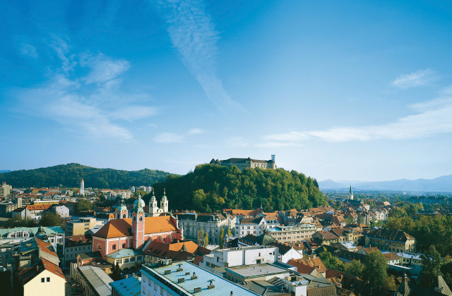 City castle hill blue sky free wallpaper - medium preview image