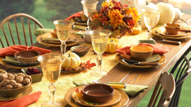 Thanksgiving dinner table set food free wallpaper - medium preview image