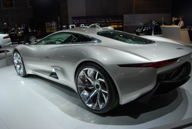 Silver sports car showroom people #2 free wallpaper - medium preview image