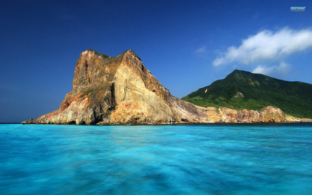 Large rock ocean mountain range free wallpaper - medium preview image