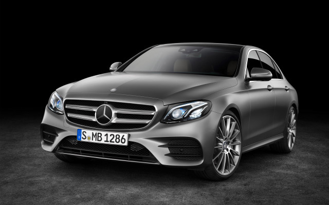 Silver mercedes benz finely detailed free wallpaper - medium preview image