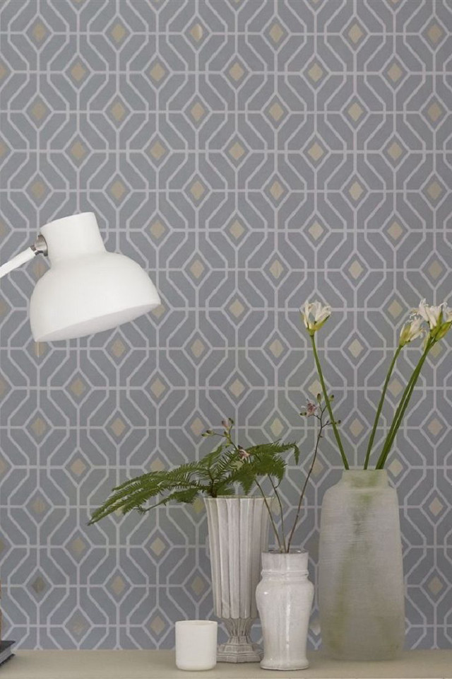 White lamp table vase flowers free wallpaper - medium preview image