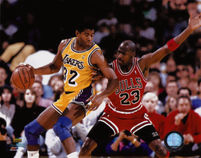 Basketball players game crowd stands #2 free wallpaper - medium preview image