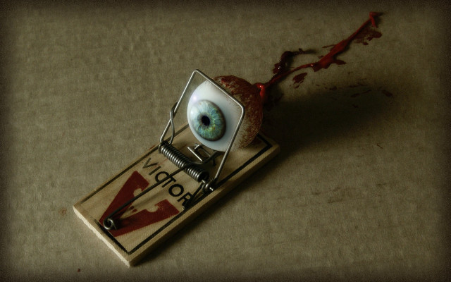 Mousetrack eye red arrow blood free wallpaper - medium preview image