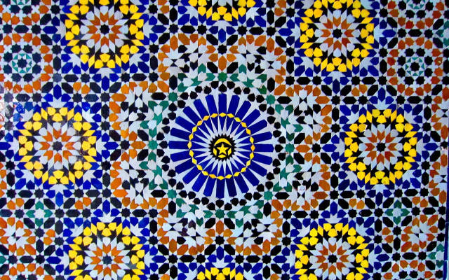 Colorful wall circular design side free wallpaper - medium preview image