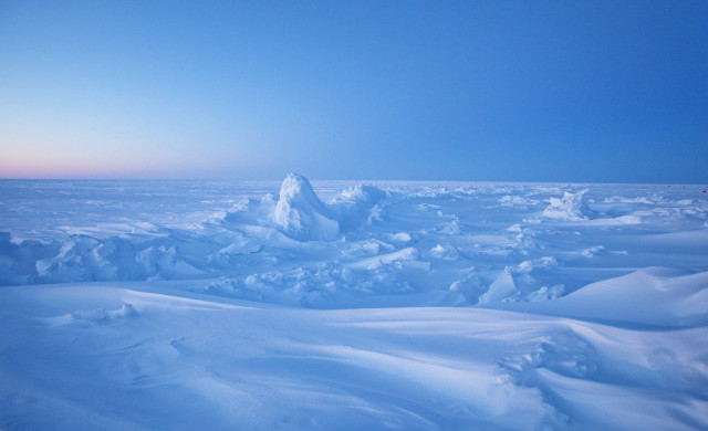 Snow piled daylight winter scene free wallpaper - medium preview image