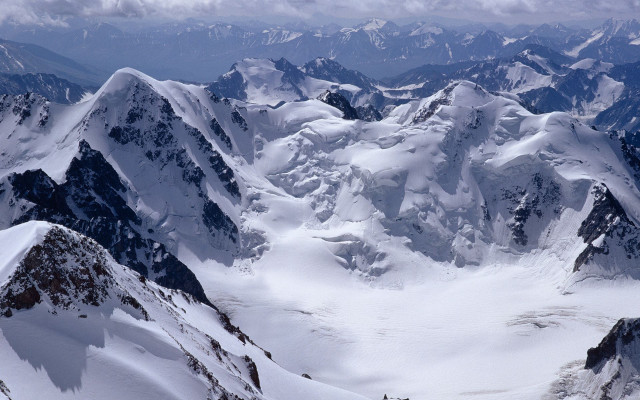 Mountain range snow clouds plane #6 free wallpaper - medium preview image