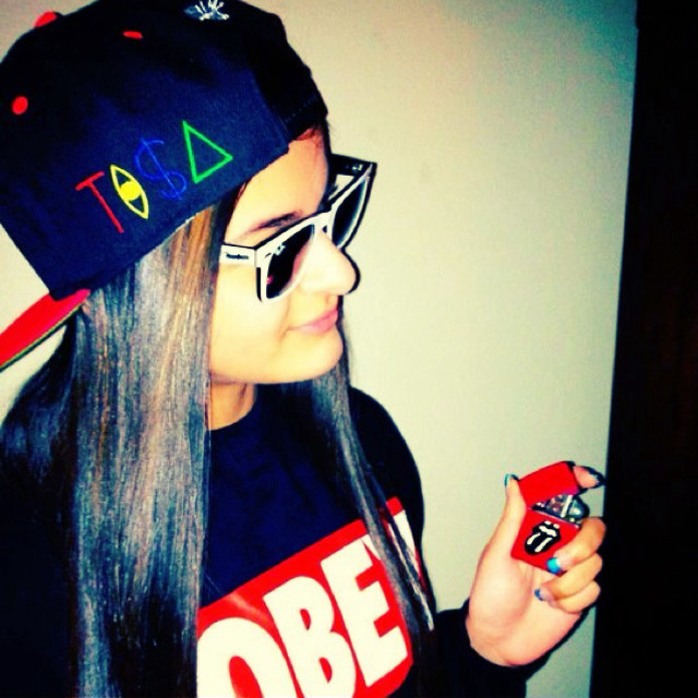 Girl hat sunglasses cellphone case free wallpaper - medium preview image