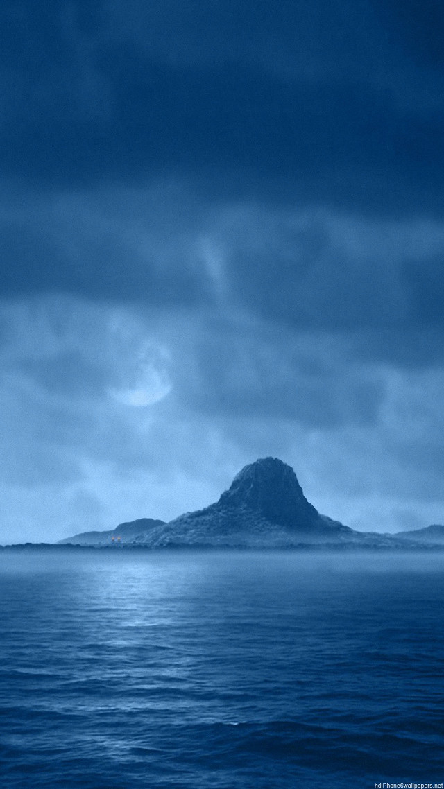 Large body water island cloudy free wallpaper - medium preview image