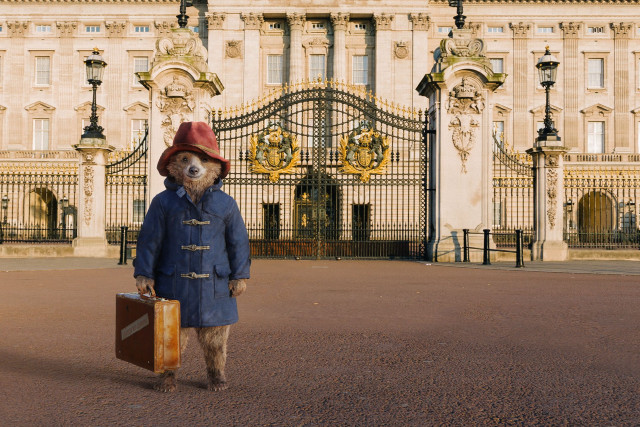 Teddy bear blue coat suitcase free wallpaper - medium preview image