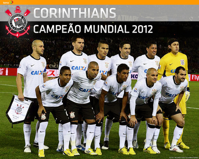 Men soccer field banner group free wallpaper - medium preview image