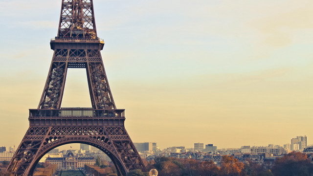 Tall tower clock cityscape sky free wallpaper - medium preview image