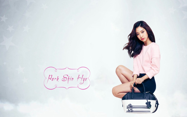 Woman sitting white purse stars free wallpaper - medium preview image