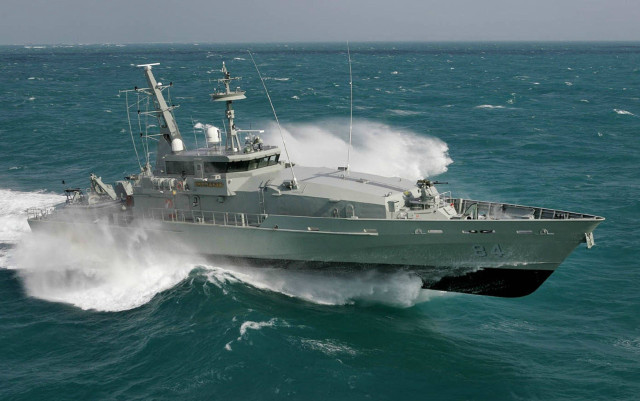 Large boat ocean water waves free wallpaper - medium preview image