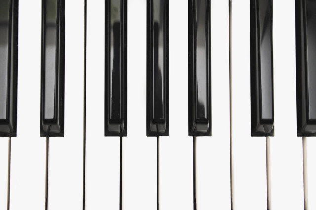 Piano keyboard closeup black white #3 free wallpaper - medium preview image
