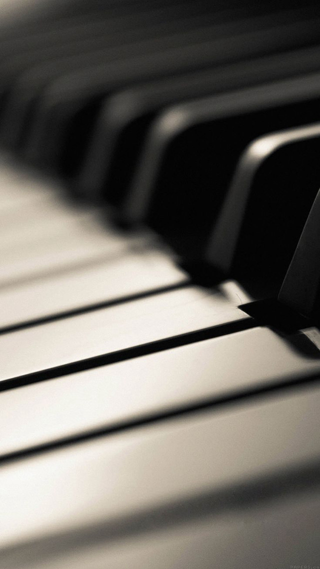 Piano keyboard closeup black white #2 free wallpaper - medium preview image