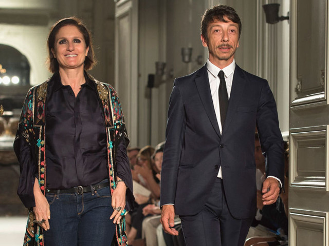 Man woman walking runway suit free wallpaper - medium preview image